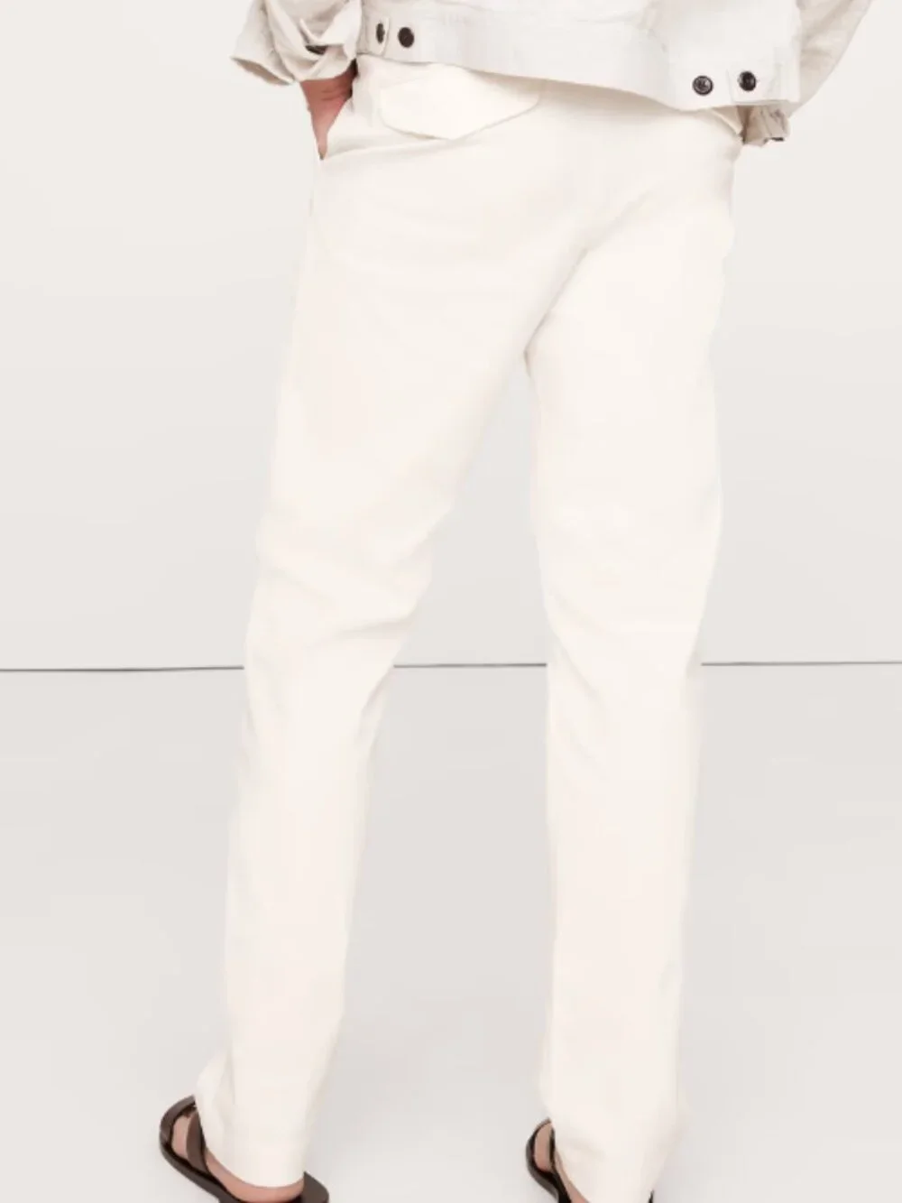 Banana Republic Athletic Slim Stretch Chino 32W x 32L